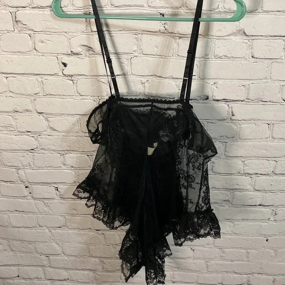 Treasure by Faris Black Lace Sheer Ruffled Sexy Corset - Picture 5 of 6